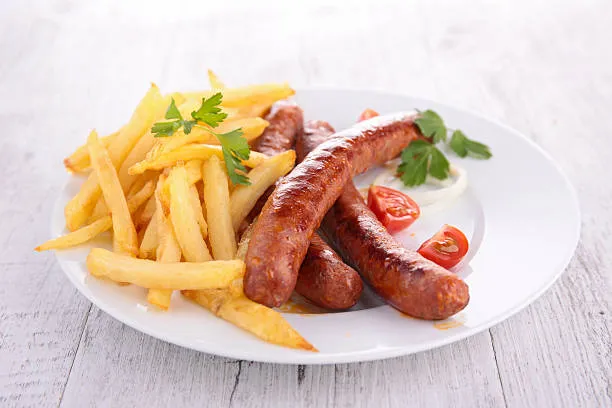 Saucisse frites